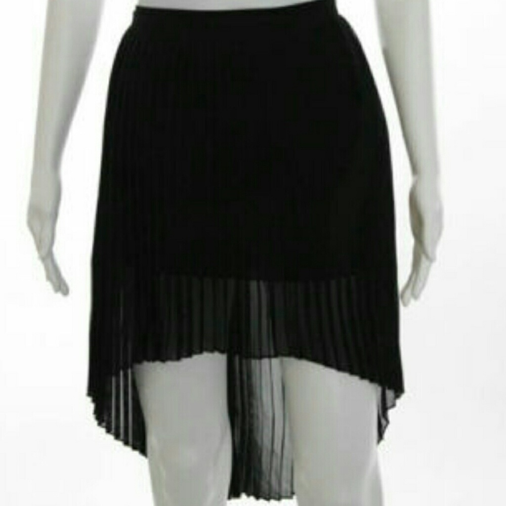 Zara asymmetric pleated skirt sz M
